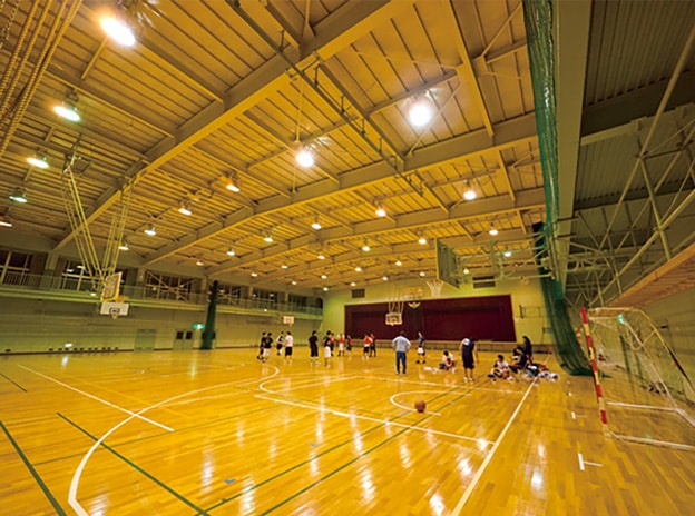 10:体育館